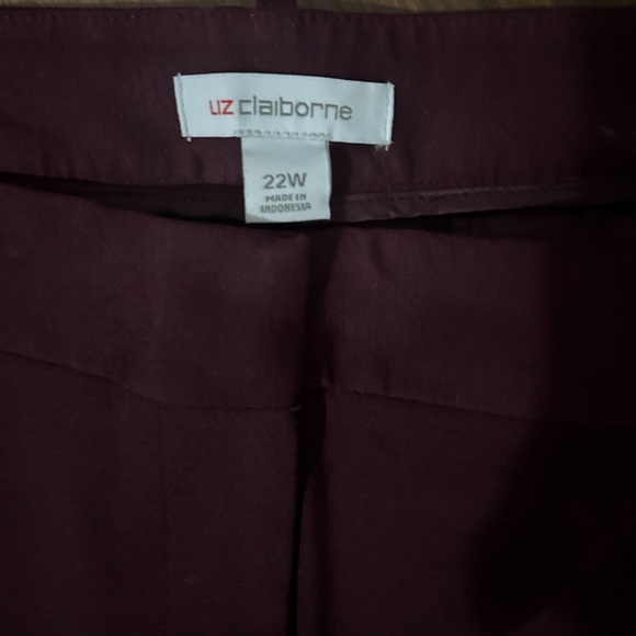 Liz Claiborne Size 22W Cropped Pants - Picture 2 of 3